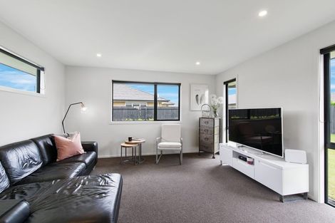 Photo of property in 85 Strauss Drive, Rolleston, 7614