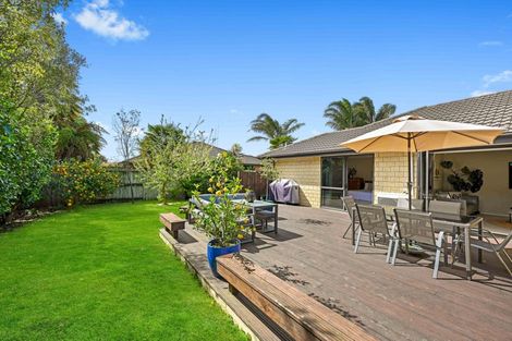 Photo of property in 21 Burgundy Court, Rototuna, Hamilton, 3210