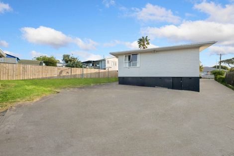 Photo of property in 26 Sandbrook Avenue, Otara, Auckland, 2023