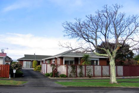 Photo of property in 7 Haast Place, Awapuni, Palmerston North, 4412