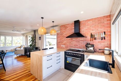 Photo of property in 25 Haumoana Road, Haumoana, 4102