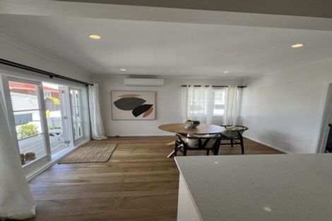 Photo of property in 3a Paton Avenue, Te Atatu South, Auckland, 0610