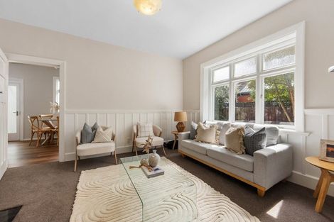 Photo of property in 1/166 Main Road, Redcliffs, Christchurch, 8081