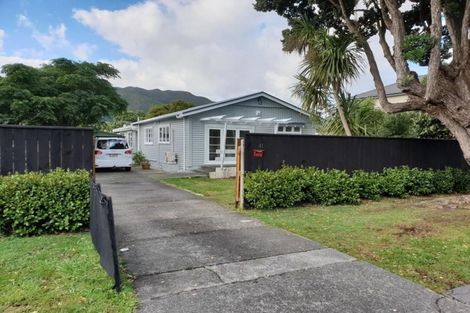 Photo of property in 41 Cambridge Terrace, Waiwhetu, Lower Hutt, 5010