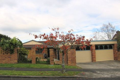 Photo of property in 3 Tilia Place, Totara Heights, Auckland, 2105