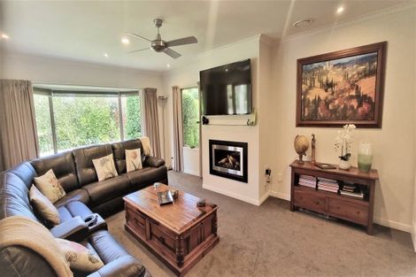 Photo of property in 64 Lea Grove, Levin, 5572