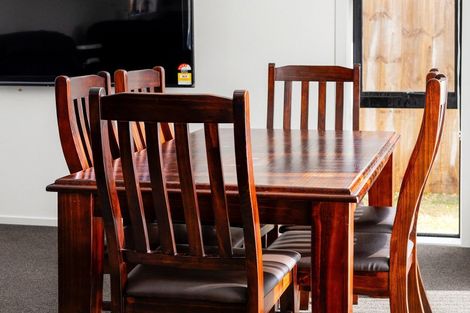 Photo of property in 28 Inuwai Street, Glenview, Hamilton, 3206