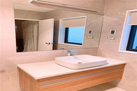 Photo of property in 403 Ormiston Road, Flat Bush, Auckland, 2019