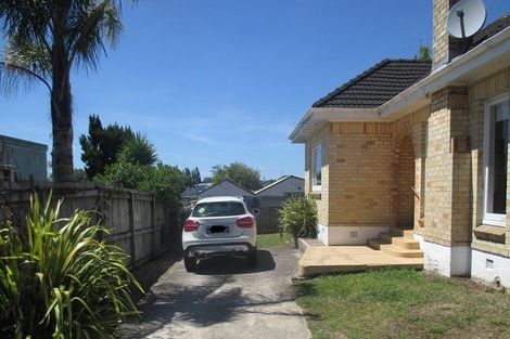 Photo of property in 15 Carey Street, Maeroa, Hamilton, 3200