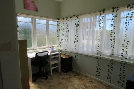 Photo of property in 108 Fairfax Street, Murchison, 7007