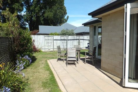 Photo of property in 14 Norwood Street, Beckenham, Christchurch, 8023