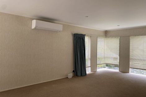 Photo of property in 1/4 Limerick Place, Dannemora, Auckland, 2016
