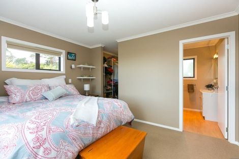 Photo of property in 617a Kaipikari Road, Urenui, 4375