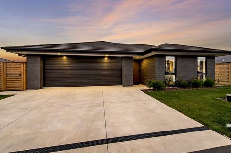 Photo of property in 74 Stationmasters Way, Prebbleton, 7604