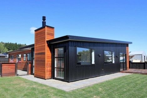 Photo of property in 10 Heasley Lane, Mosgiel, 9092