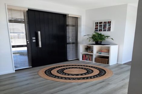 Photo of property in 69 Shadbolt Lane, Rolleston, 7614