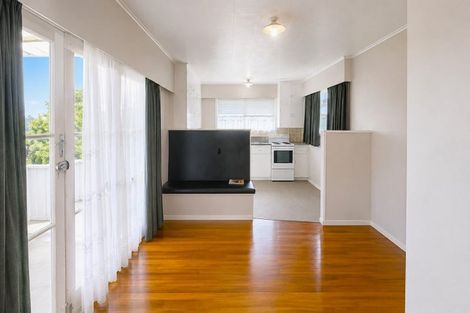 Photo of property in 118 Frankley Road, Frankleigh Park, New Plymouth, 4310