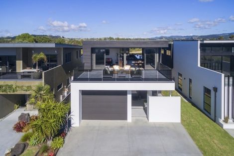 Photo of property in 48 Mangatawhiri Road, Omaha, 0986