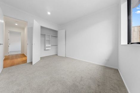 Photo of property in 17 Cara Avenue, Kumeu, 0810