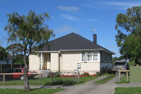 Photo of property in 87 Farringdon Street, Glen Innes, Auckland, 1072