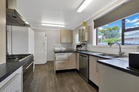 Photo of property in 10 Maple Street, Bishopdale, Christchurch, 8053