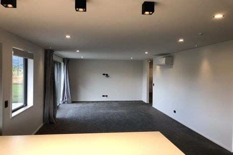 Photo of property in 6 Dingle Street, Lake Hawea, 9382