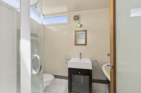 Photo of property in 195 The Terrace, Wellington Central, Wellington, 6011