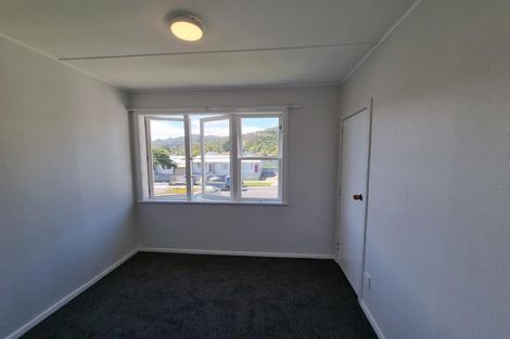 Photo of property in 80 Seddon Street, Naenae, Lower Hutt, 5011