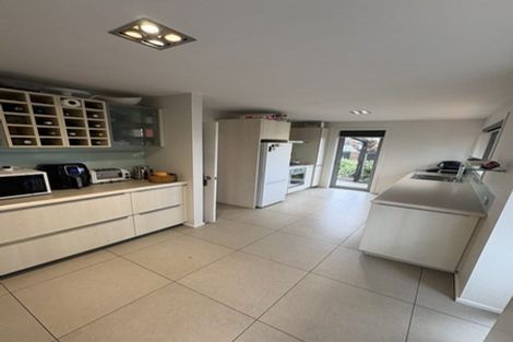 Photo of property in 21 Holmwood Road, Merivale, Christchurch, 8014