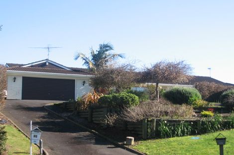 Photo of property in 26 Coulthard Terrace, Opaheke, Papakura, 2113