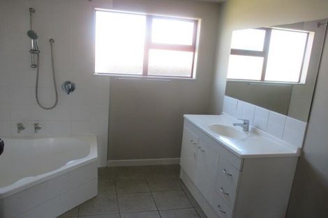 Photo of property in 4a Inverness Road, Western Heights, Rotorua, 3015