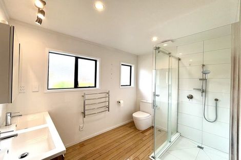 Photo of property in 47 Sturges Road, Henderson, Auckland, 0612