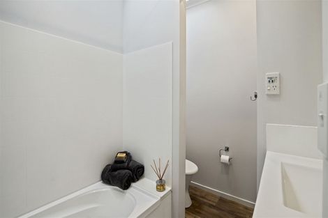 Photo of property in 6/174 Birkdale Road, Birkdale, Auckland, 0626