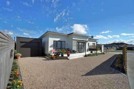 Photo of property in 12 Ocean View Rise, Ruakaka, 0116