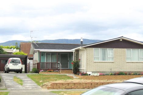 Photo of property in 90 California Drive, Totara Park, Upper Hutt, 5018