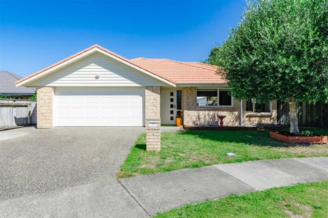 Photo of property in 14 Kennedy Place, Waikanae Beach, Waikanae, 5036