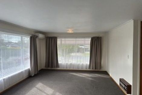 Photo of property in 35 Hooker Avenue, Chedworth, Hamilton, 3210