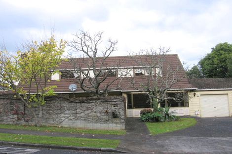 Photo of property in 1 Tilia Place, Totara Heights, Auckland, 2105