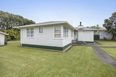 Photo of property in 3-5 Warwick Street, Patea, 4520
