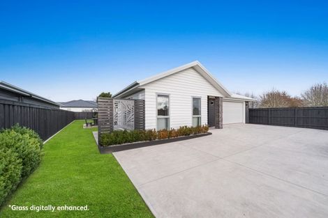 Photo of property in 84 Arnott Street, Maewa, Feilding, 4702