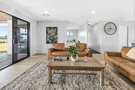 Photo of property in 194 Lake Road, Okoroire, Tirau, 3484