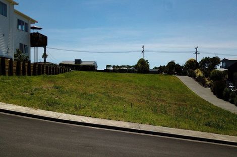 Photo of property in 3 Milky Way, Langs Beach, 0582