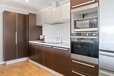 Photo of property in 8 Lorna Place, Brookfield, Tauranga, 3110