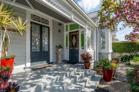 Photo of property in 108 Burnley Terrace, Sandringham, Auckland, 1025