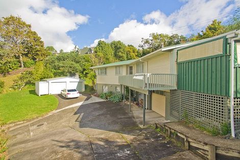 Photo of property in 16 Cypress Place, Sunnynook, Auckland, 0620
