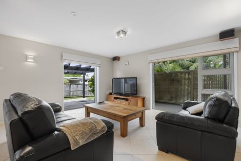 Photo of property in 158 Bleakhouse Road, Mellons Bay, Auckland, 2014