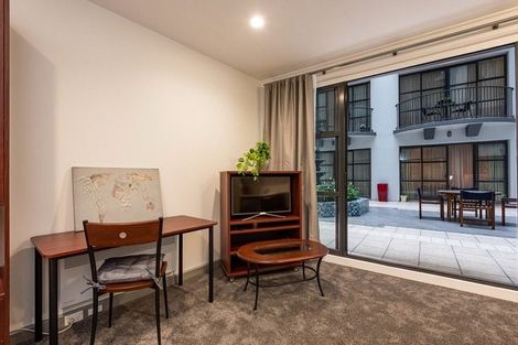 Photo of property in Atrium Towers, 1g/154 The Terrace, Wellington Central, Wellington, 6011