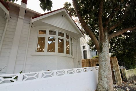 Photo of property in 37 Roy Street, Newtown, Wellington, 6021