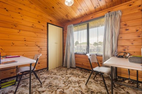 Photo of property in 44 Fox Street, Woodville, 4920