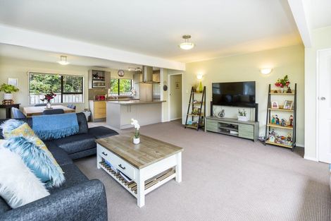 Photo of property in 30 Gemstone Drive, Birchville, Upper Hutt, 5018